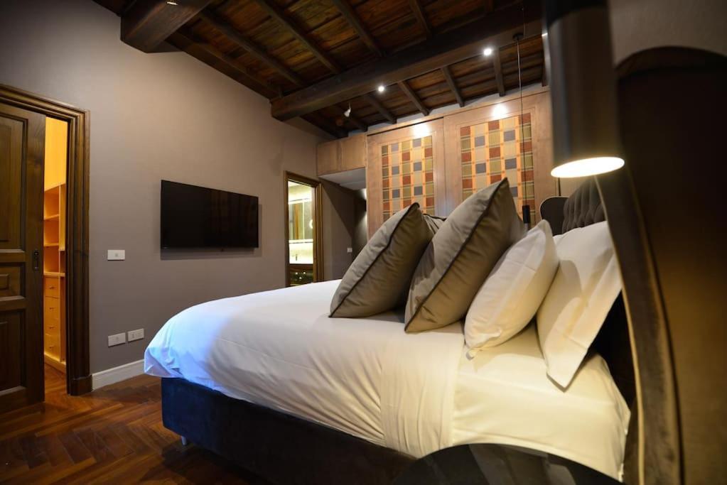 The Frattina - Luxury Serviced Apartment Рим Екстериор снимка